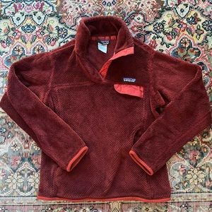 Patagonia Size Small Women’s Synchilla in Maroon